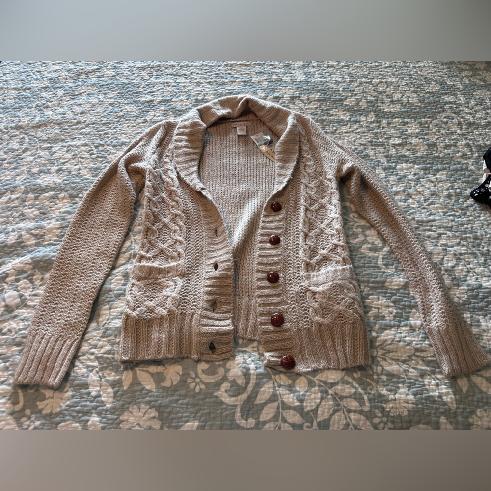 Oatmeal Cardigan NWT NEVER WORN